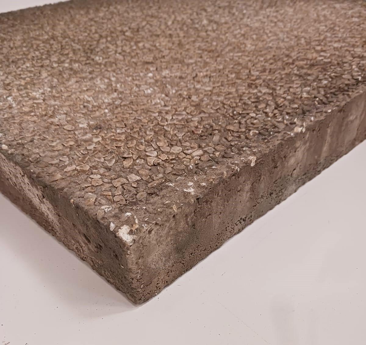 Dalle gravillonnée grain fin