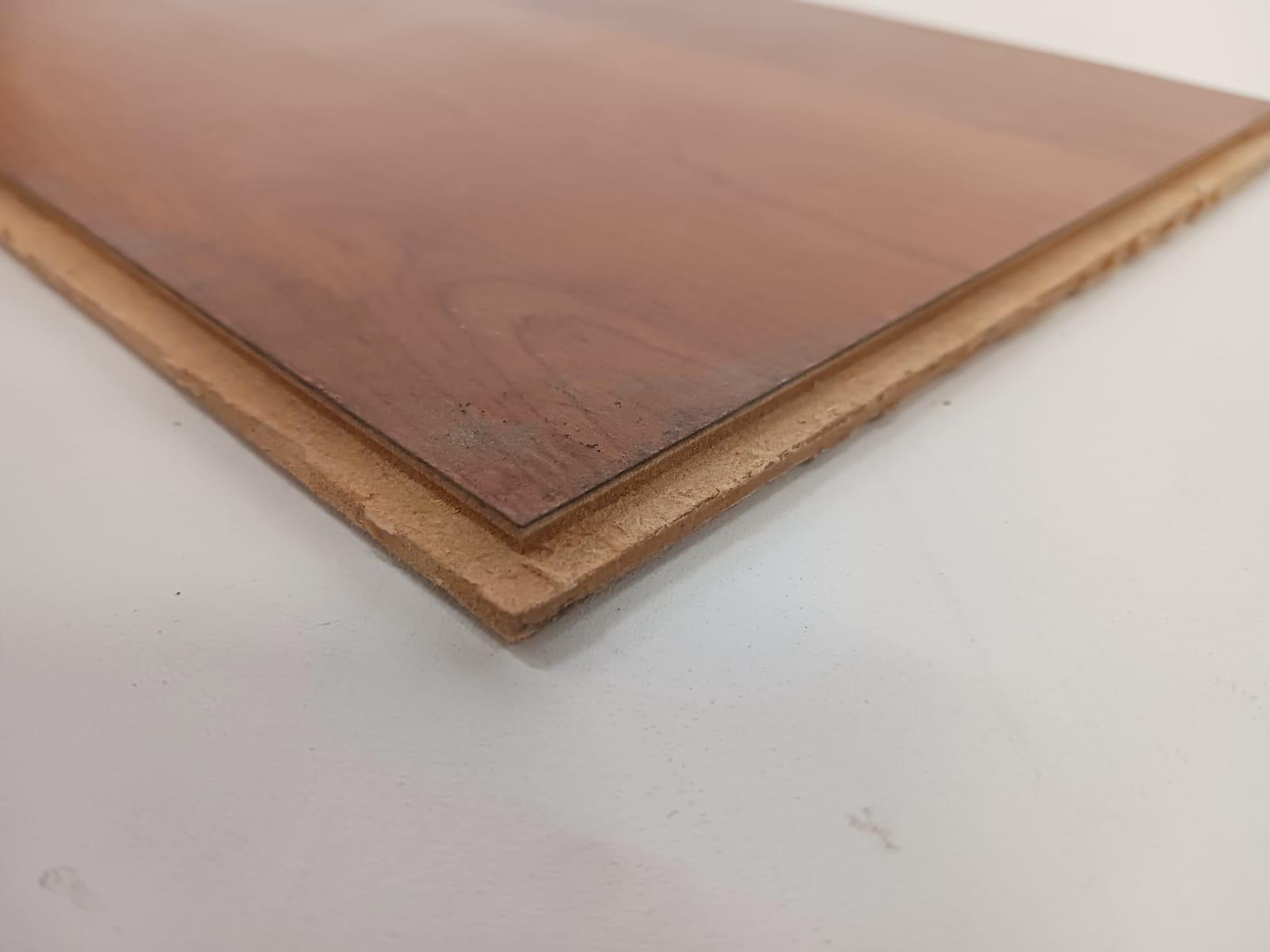 Parquet stratifié B